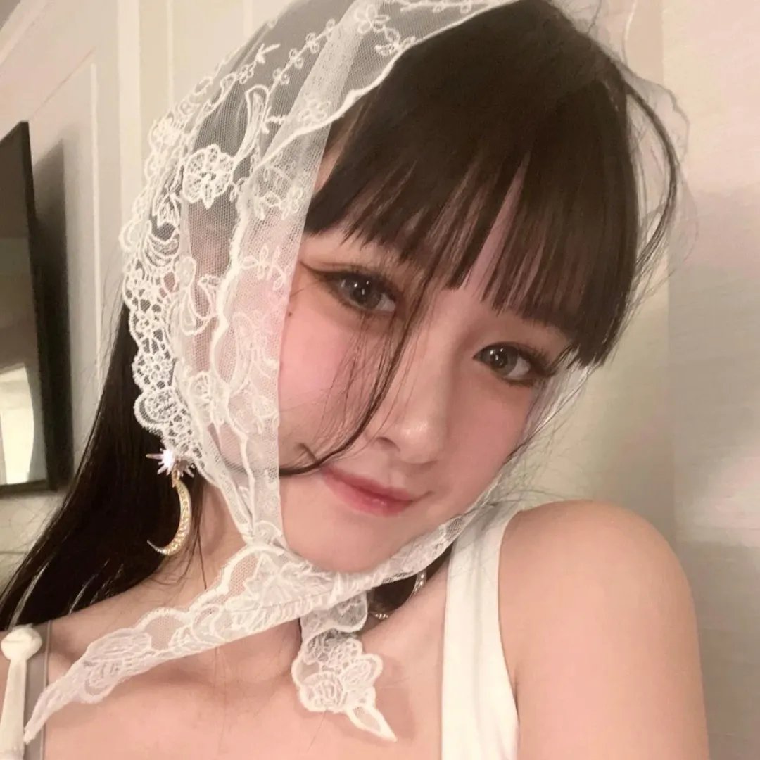 莲花闹海棠